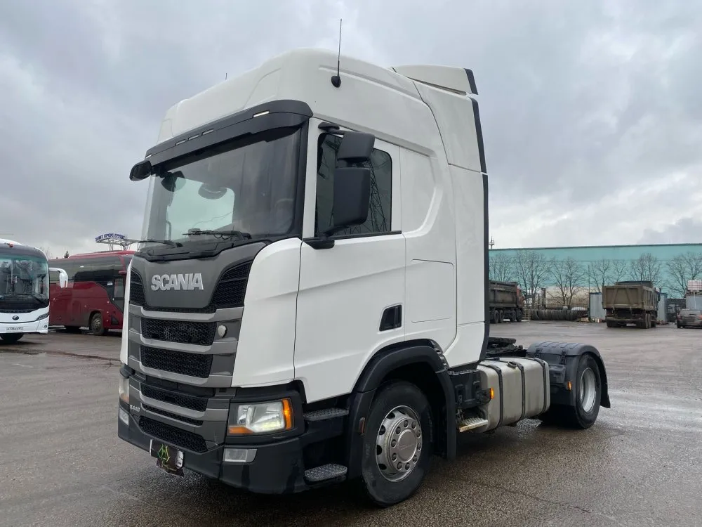 SCANIA R400. год 2019