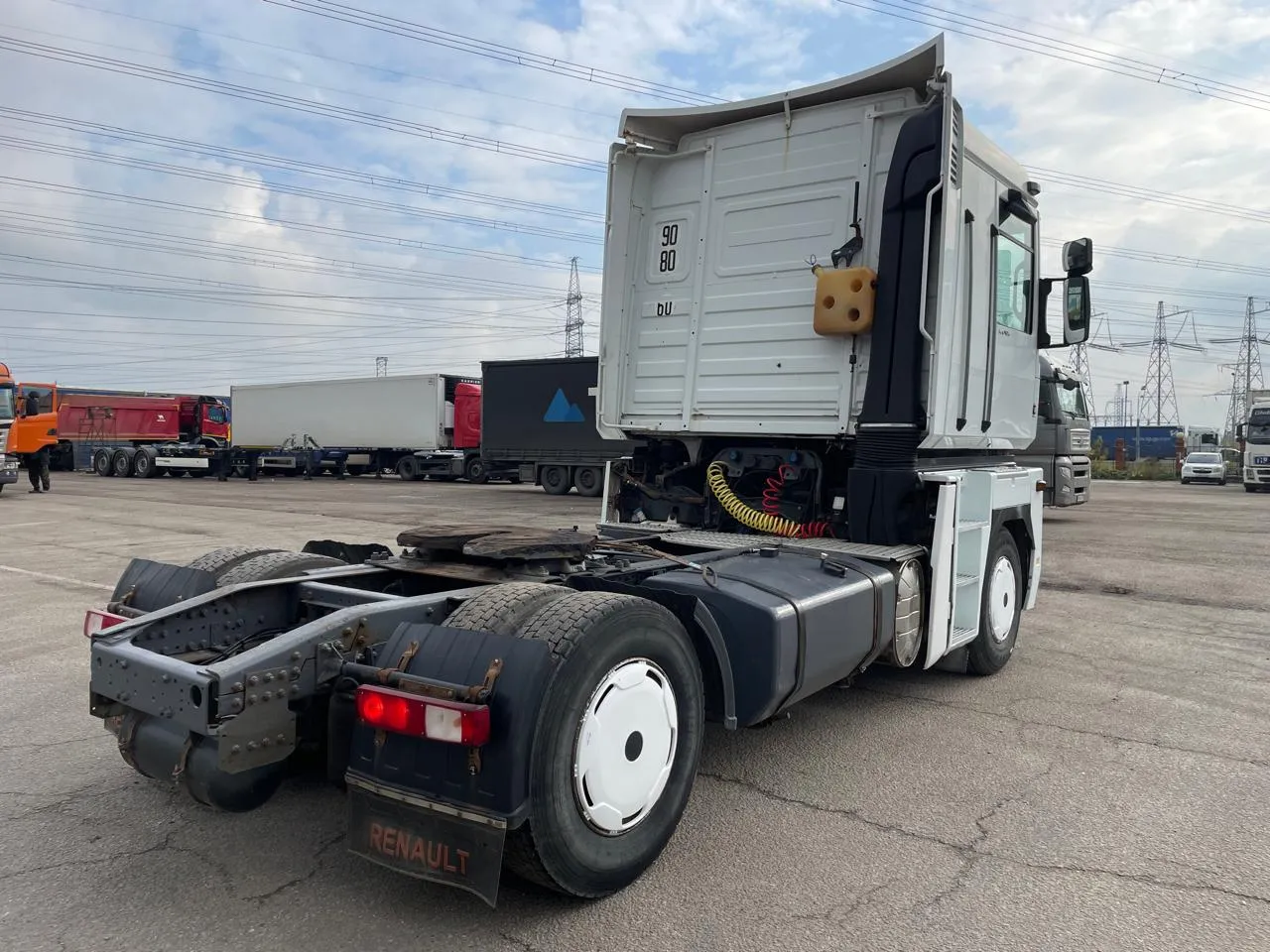 RENAULT MAGNUM. 2010 год 