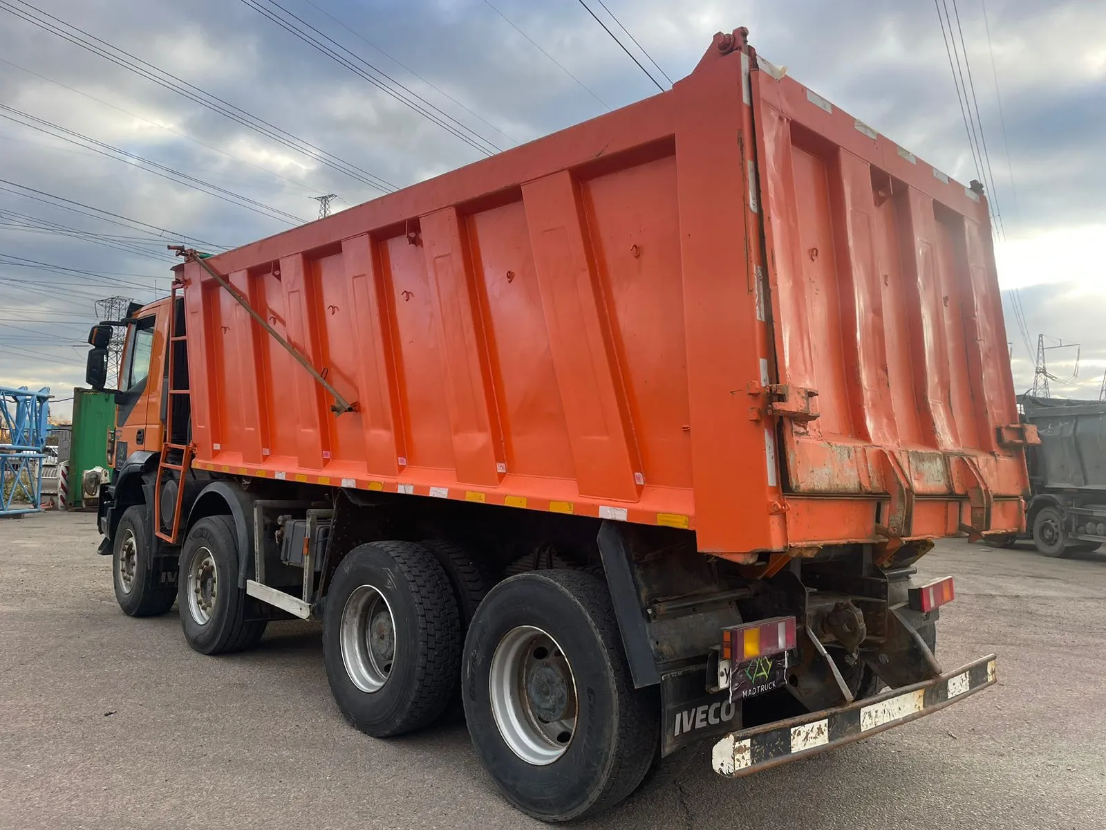 IVECO TRAKKER 410 . год 2015