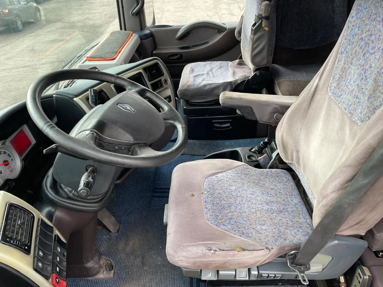 RENAULT MAGNUM. 2010 год 