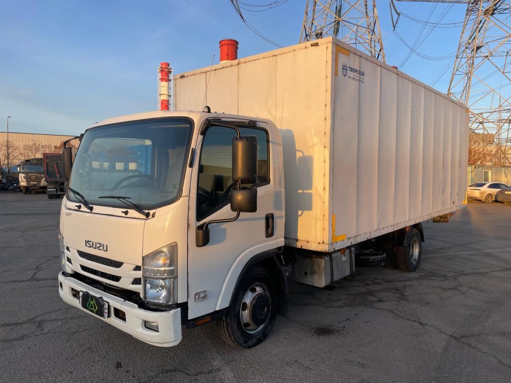 ISUZU NQR90 . Год  2013