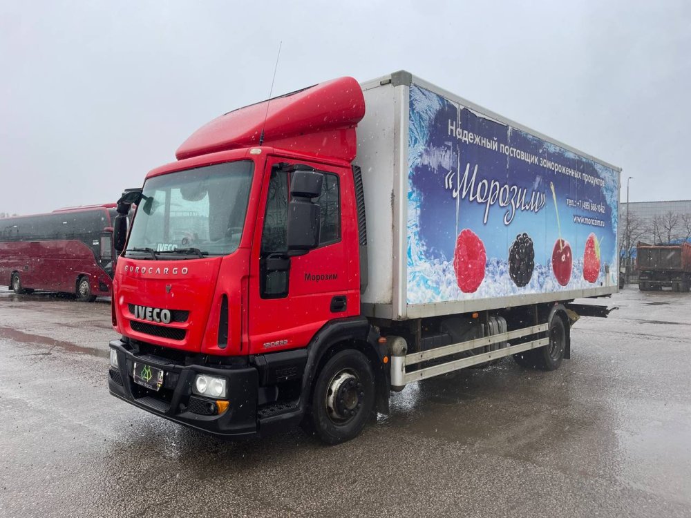 IVECO EVROCARGO год 2013