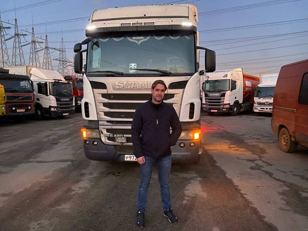 SCANIA G 420 LA год 2011