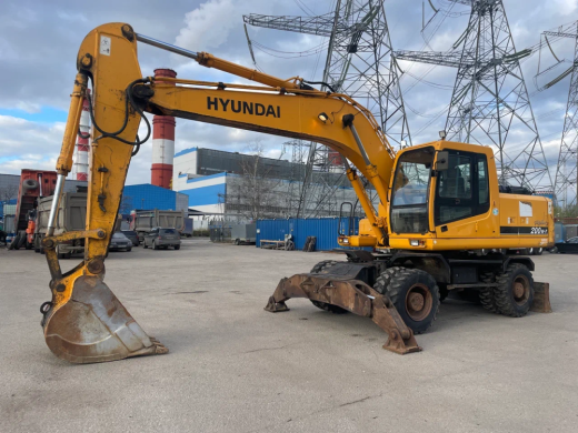 HYUNDAI R200W-7  год 2007