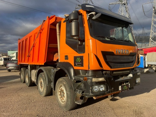 IVECO TRAKKER 410 . год 2015