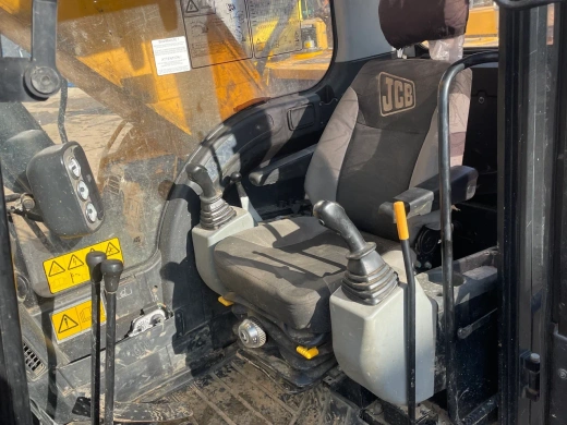 JCB JS 205 NLC. год 2018