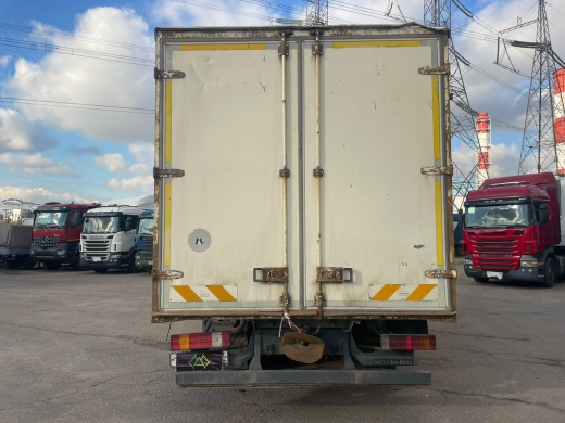 MERCEDES-BENZ ATEGO 818. 2007 год