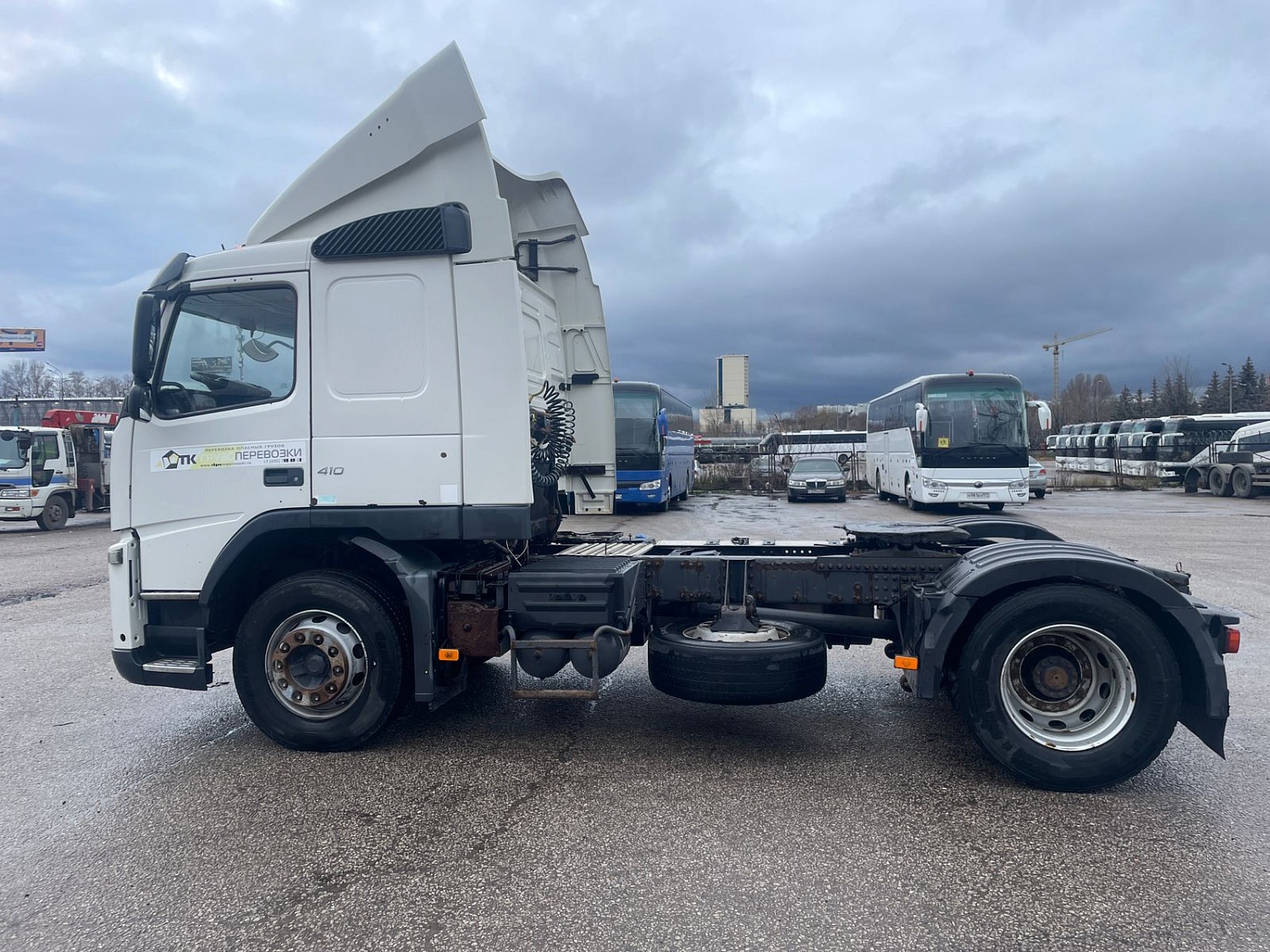 VOLVO FM 410. год 2013