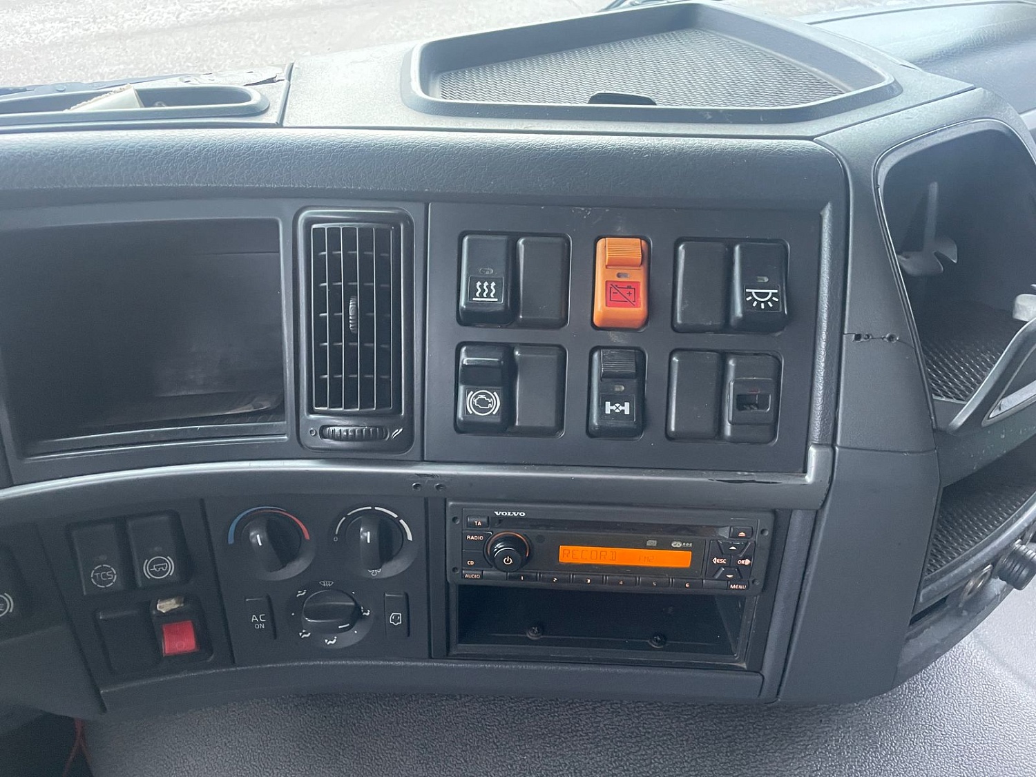 VOLVO FM 410. год 2013