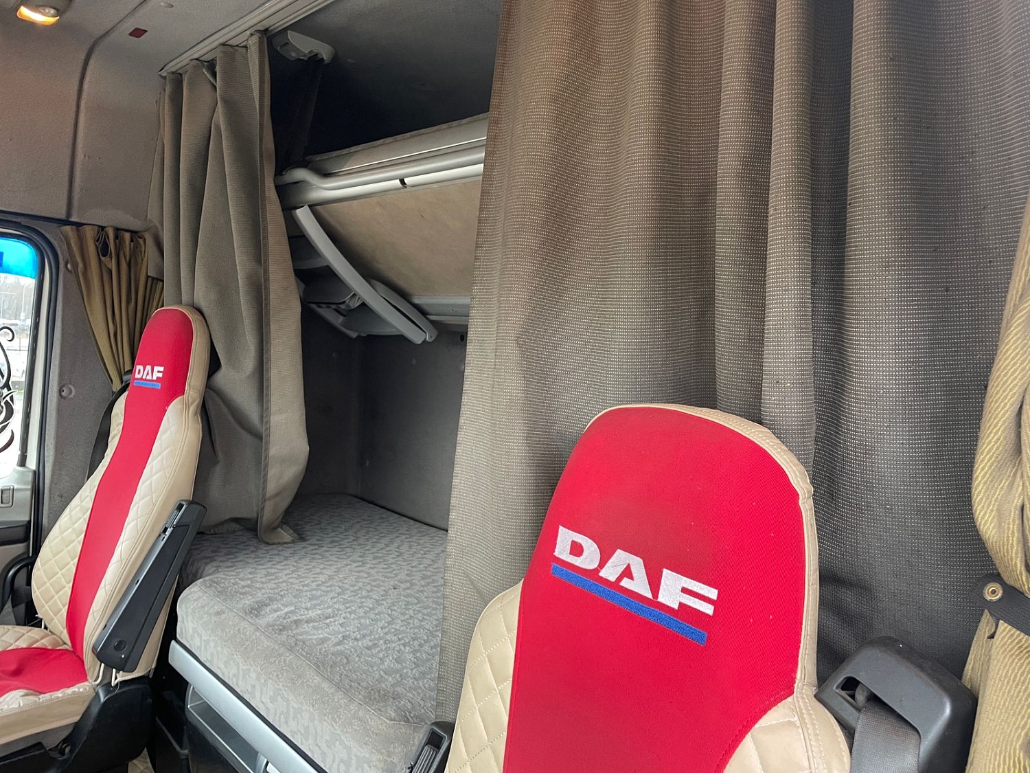 DAF XF105 460 год 2008