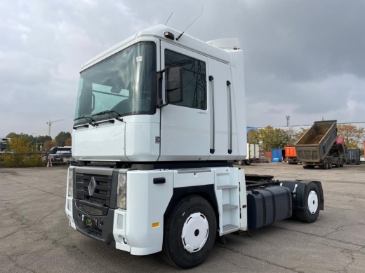 RENAULT MAGNUM. 2010 год 