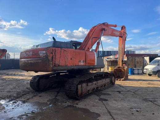 Гусеничный экскаватор Hitachi ZAXIS 330-3G год 2013