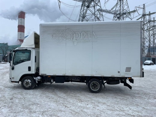 ISUZU NM год 2020