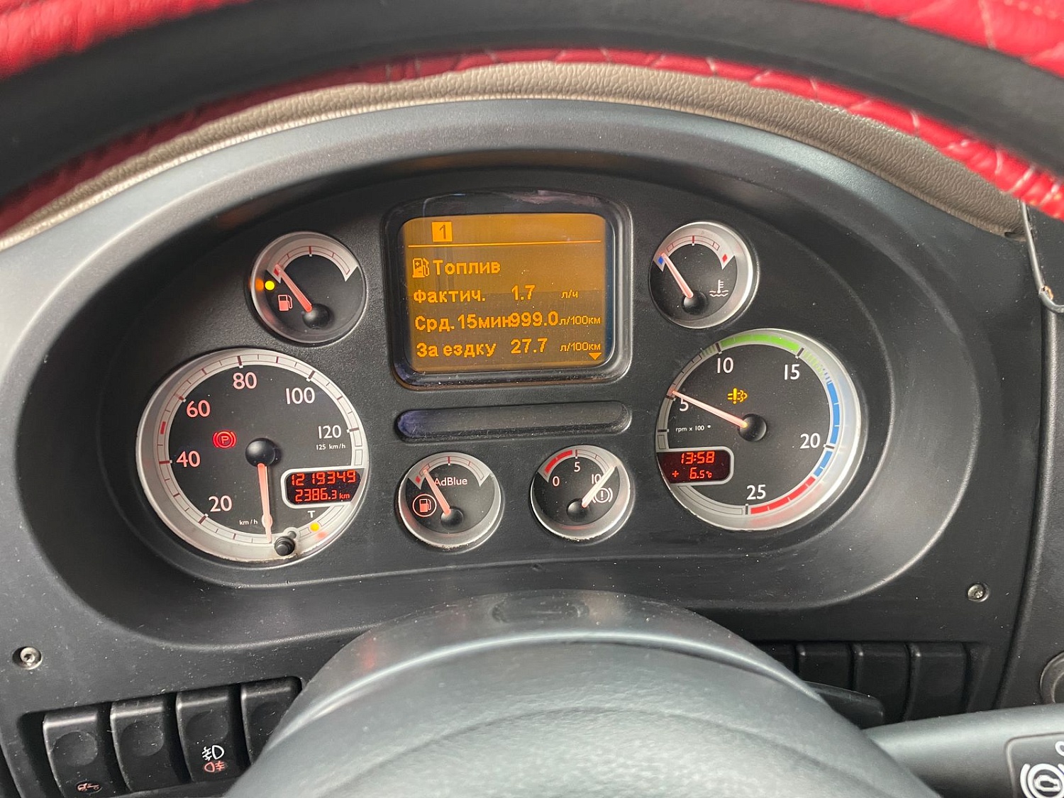 DAF XF 105. 2014 год